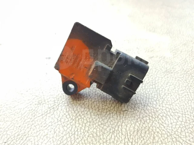 ������ ����������� �������� Nissan March 3, AK12 ������ ���� ����� Micra 22365AX000 2002-2010 (����������� ��������) 22365AX000 �� �����