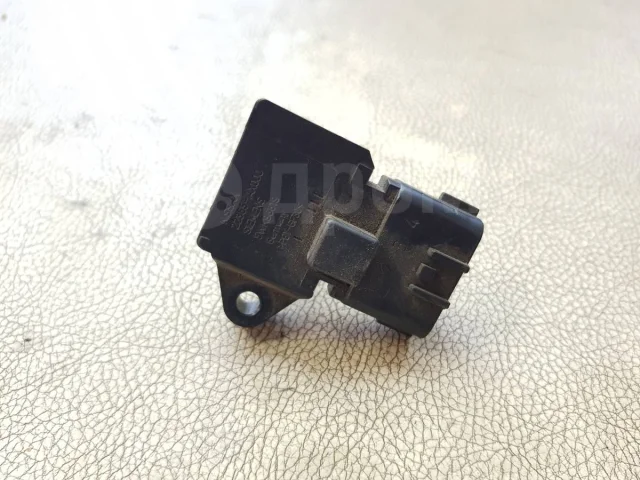 ������ ����������� �������� Nissan March 3, AK12 ������ ���� ����� Micra 22365AX000 2002-2010 (����������� ��������) 22365AX000 �� �����