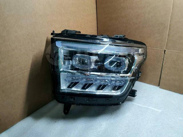   Tank 500 I (20222025) LED  4121104XKV3AA  