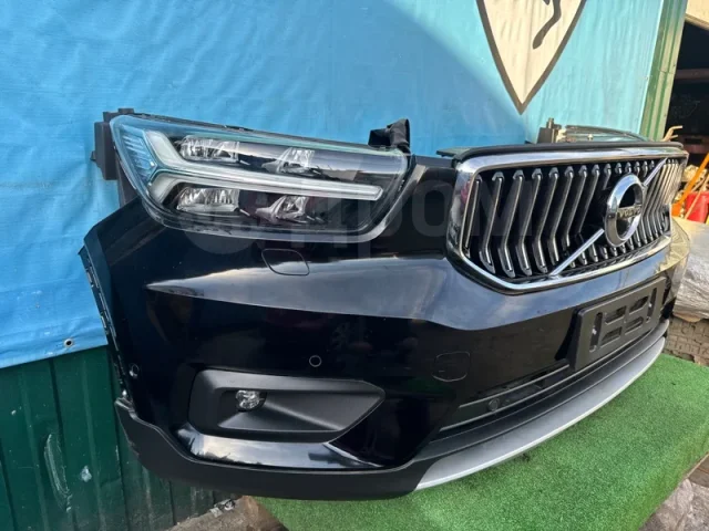 ������� �������� ����� � ����� Volvo XC40 2020 31457752 31457752 �� �����
