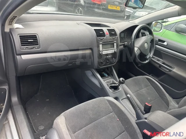 ������� Volkswagen Jetta 5 2005-2011 21284209 02Z911023F �� �����