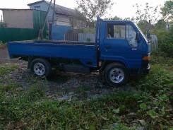 Toyota ToyoAce, 1987 во Владивостоке Toyota ToyoAce. , 2 400 куб. см., 1 500 кг., 4x2