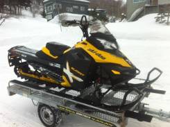 BRP Ski-Doo Summit 800 Sport, 2013 