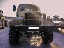 Краз 255 б1, 1980 в Комсомольске-на-Амуре Краз 255. Продам седельный тягач краз 255 б1, 14 900 куб. см., 40 000 кг., 6x6