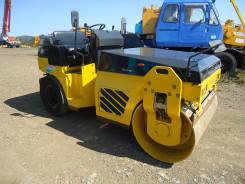 KAWASAKI KV4WB, 2011 во Владивостоке Kawasaki. Каток KV4WB