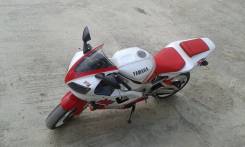 Yamaha R1, 2000 