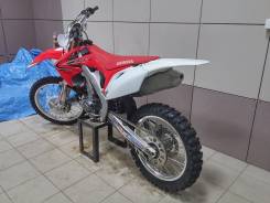    Honda CRF450R 2011. 