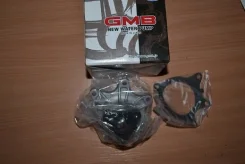 ����� ����
