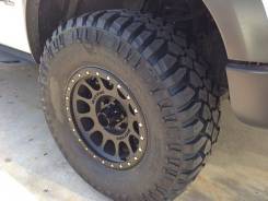 Mickey Thompson Deegan 38, 37х12.50R17 в Барнауле Mickey Thompson Deegan 38. Грязь MT, без износа. Под заказ