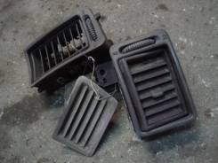 Дуйки в Чите Решетка вентиляционная. Toyota Sprinter, AE91, AE92, AE95, CE90, CE95, CE96, EE90, EE96, EE98, CE96V, EE96V, EE98V Toyota Sprinter Carib, AE95, AE95G...