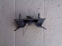 Подушка коробки передач Toyota Land Cruiser, UZJ100, 2UZFE 98-02 в Благовещенске Подушка коробки передач. Toyota Land Cruiser, UZJ100, UZJ100L, UZJ100W Toyota Land Cruiser Cygnus, UZJ100W Lexus LX470, UZJ100 2UZFE