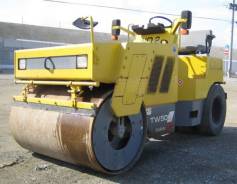 Sakai TW500, 2008 в Новосибирске Sakai TW500. Каток дорожный
