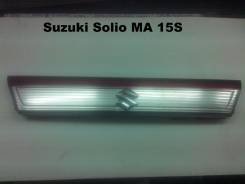 Вставка на заднюю дверь Suzuki Solio MA15S