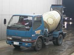 Mitsubishi Canter, 2000 во Владивостоке Mitsubishi Fuso Canter. MItsubishi Canter Миксер, 4 600 куб. см., 1,70 куб. м. Под заказ
