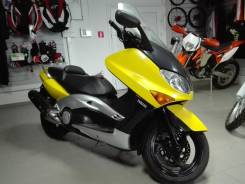 Yamaha Tmax, 2001 