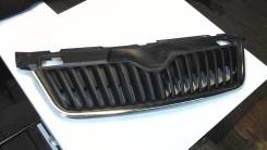 Решетка радиатора Skoda Fabia, 5J0853668C в Москве Решетка радиатора. Skoda Roomster, 5J7 Skoda Fabia, 542, 545, 572, 582 BTS, BXW, BLS, BMS, BNM, BNV, BSW, BZG