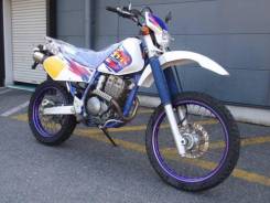 Yamaha TT-R 250, 1995 во Владивостоке Yamaha TT-R 250. 250 куб. см., исправен, птс, без пробега. Под заказ