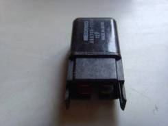 Реле Honda 39794-SE0-003, 056700-7250 во Владивостоке Реле. Honda: Ballade, Accord, Inspire, CR-X, Civic Ferio, Shuttle, Orthia, CR-V, Legend, Civic Hybrid, S-MX, Integra SJ, CR-X del Sol, Element, Ascot...