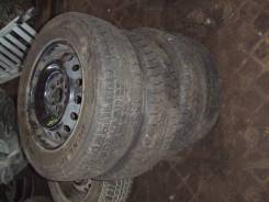 Dunlop DSX-2, 195/65R15 в Хабаровске Dunlop DSX-2. Зимние, без шипов, 2011 год, 5 %