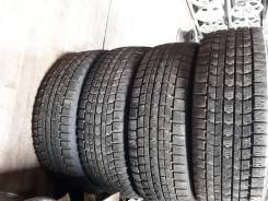 Dunlop Grandtrek SJ7, 215/70 16 в Барнауле Dunlop Grandtrek SJ7. Зимние, без шипов, 2011 год, 10 %