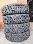 Falken S-743, 195/80R15 LT в Находке Falken S743. Зимние, без шипов, 2012 год, 20 %, 4 шт