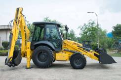 New Holland, 2017 в Москве New Holland. Экскаватор-погрузчик B80B