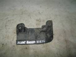 Брызговик передний правый Hyundai Accent II (+Тагаз) 2000-2012 в Челябинске Брызговики. Hyundai Accent, LC, LC2 Hyundai Verna Двигатели: D3EA, G4EA, G4EB, G4ECG, G4EDG, G4EK