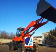 Molot 300M, 2019 в Новосибирске Molot 300M. Высота погрузки 5,4 м! Погрузчик . Лизинг/кредит, 2 500 кг., Дизельный, 2,00 куб. м.