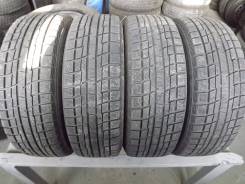 Yokohama Ice Guard IG30, 195/65 R15 в Омске Yokohama Ice Guard IG30. Всесезонные, 2010 год, 10 %, 4 шт
