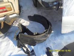 Подкрылок левый Toyota Corolla Fielder NZE121 2003 год в Улан-Удэ Подкрылок. Toyota Corolla Fielder, NZE121, NZE121G