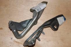 Петли капота , Focus2, в Хабаровске Крепление капота. Ford Focus, CB4, DA3, DB AODA, AODB, AODE, ASDA, ASDB, G6DA, G6DB, G6DD, G8DA, GPDA, GPDC, HHDA, HHDB, HWDA, HWDB, HXDA, HXDB, IXDA...