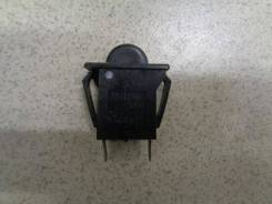 Выключатель концевой Hyundai Getz 2002-2010 Номер OEM 9351021000 в Карпинске Выключатель концевой Hyundai Getz 2002-2010 Номер OEM 9351021000