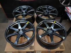 Комплект новой ковки AVS Model F7 на BMW F10 и подобные в Екатеринбурге AVS Model F7. 9.0/9.5x20", 5x120.00, ET17/35, ЦО 72,6 мм.