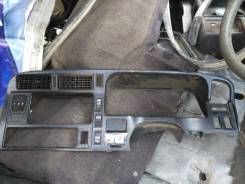 Пластик панели приборов в Хабаровске Панель приборов. Toyota Hiace, KZH100, KZH100G, KZH106, KZH106G, KZH106W, KZH110, KZH110G, KZH116, KZH116G, KZH120, KZH120G, KZH126, KZH126G, KZH132...