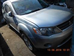Фара правая, цвет А31, MMC Outlander 2006, CW5W, 4B12, 4WD в Артеме Фара. Mitsubishi Outlander, CW5W Двигатель 4B12