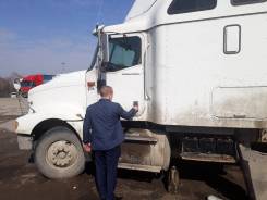 International 9400i, 2003 в Томске International 9400i. Продается (седельный тягач) 2003 г. в., 15 000 куб. см., 25 000 кг., 6x4