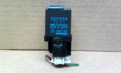 Реле указателя поворотов (Flasher) 1201 - Toyota Hiace ) в Москве Реле поворота. Toyota: Corona, Regius Ace, Lite Ace, Windom, Scepter, Aristo, Ipsum, Sprinter Trueno, Corolla, Tercel, Dyna, Raum, Regius, Vista, Spri...