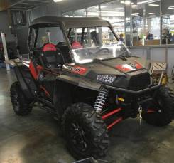    Polaris RZR 1000 