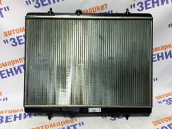 Радиатор Peugeot 308/ 408/ RCZ/ 5008/ Partner; Citroen Berlingo/ C4 в Красноярске Радиатор охлаждения двигателя. Citroen C4 Picasso Citroen C4, B7 Citroen Berlingo, B9 Citroen DS4 Peugeot Partner Tepee Peugeot 308 Peugeot Partner Pe...