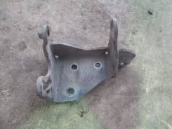 Кронштейн гидроусилителя Hyundai Accent II (+Тагаз) 2000-2012; Getz 200 в Челябинске Крепление гидроусилителя. Hyundai: Matrix, Accent, Elantra, Getz, Coupe, Lantra, Excel, Avante, Lavita, Verna, Click, Pony Kia Cerato Kia Rio Kia Prid...