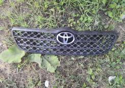 Решетка радиатора на Toyota Corolla 120 фото