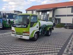Isuzu Elf, 2002 в Уссурийске Isuzu Elf. Продам ассенизатор , 4 600 куб. см.