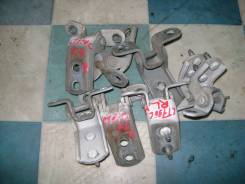 Петля двери Toyota Carina 1995, правая передняя в Барнауле Петля двери Toyota Carina 1995, правая передняя