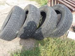 Kumho I'Zen RV Stud KC16, 225/65 D17 106T в Красноярске Kumho I'Zen RV Stud KC16. Зимние, шипованные, 2013 год, 40 %