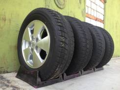 Toyota + Bridgestone 195/65/15 Япония б. п. по РФ в Хабаровске Toyota + Bridgestone 195/65/15 Япония б. п. по РФ. 6.0x15" 5x114.30 ET50 ЦО 60,1 мм.