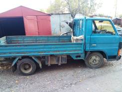 Mazda Titan, 1988 в Хабаровске Mazda Titan. Продаётся грузовик , 3 000 куб. см., 2 000 кг., 4x2