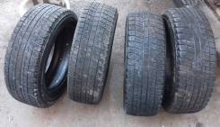 Bridgestone Blizzak Revo1, 215/65/16 во Владивостоке Bridgestone Blizzak Revo1. Зимние, без шипов, 2005 год, 30 %, 4 шт
