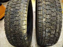 Goodyear Wrangler, 265/65 D17 в Хабаровске Goodyear Wrangler. Зимние, без шипов, 30 %, 2 шт
