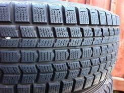 Dunlop Grandtrek SJ7, 225/65 R17 в Новосибирске Dunlop Grandtrek SJ7. Зимние, без шипов, 2009 год, 10 %