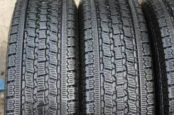 Toyo M934, 195/80 R15 LT во Владивостоке Toyo M934. Зимние, без шипов, 5 %, 2 шт